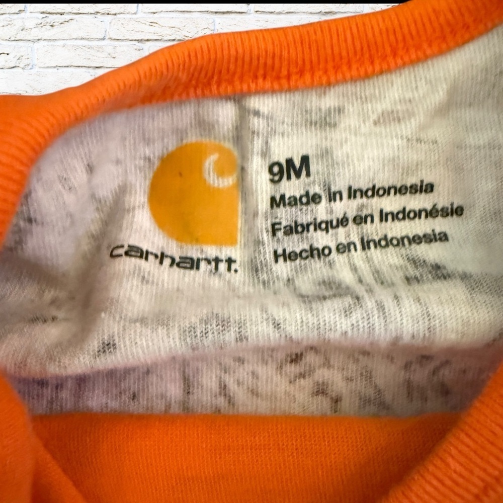 Carhartt Orange and Camouflage Baby Onesie Bodysuit Size 9 month - Picture 3 of 3